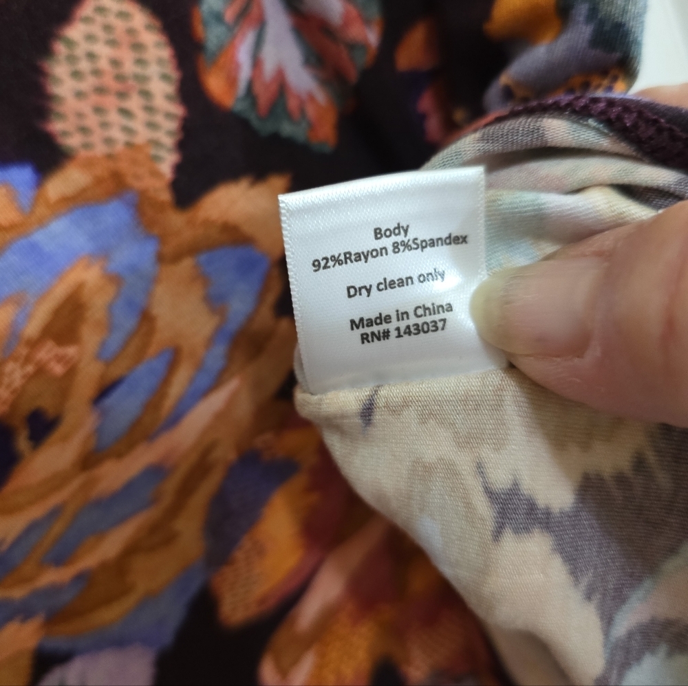 NWT Hunter Bell Margaret Top In Painterly Floral Long Sleeve Jersey Knit Medium - Picture 8 of 8
